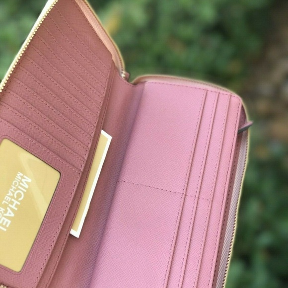 MICHAEL KORS JET SET LG CONTINENTAL WALLET BALLET - Picture 4 of 5